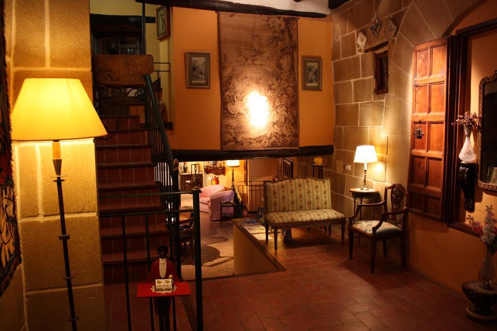 La Casa De Sebastian Pensionat Valderrobres Exteriör bild